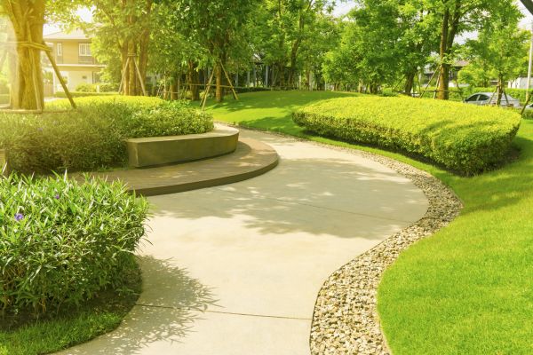 Cost of Cement Walkway Installation in Vienna