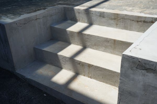 Cost of Cement Steps Replacement in Vienna