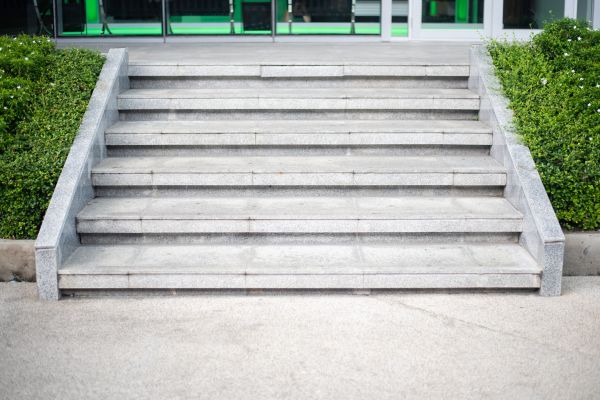 Cost of Front Steps Replacement in Vienna