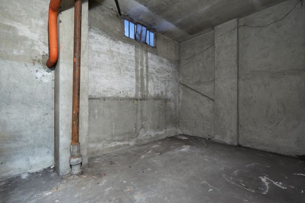Cost of Basement Wall Construction in Vienna