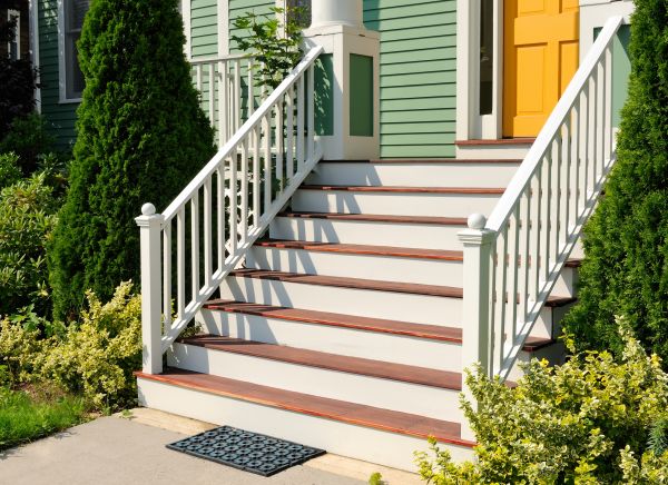 Cost of Front Steps Construction in Vienna